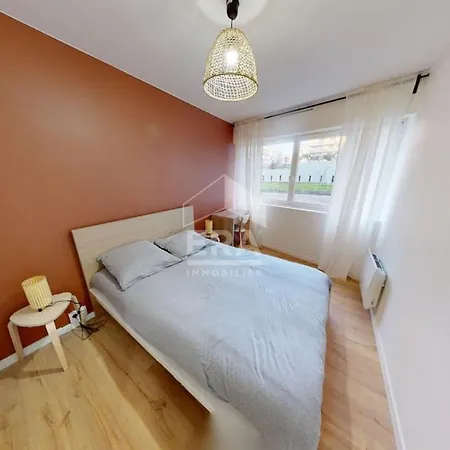Apartment F5 - Labedoyere